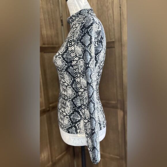 Snakeskin Mock Turtleneck Blouse. - Picture 3 of 6